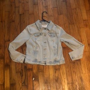 Light denim jean jacket